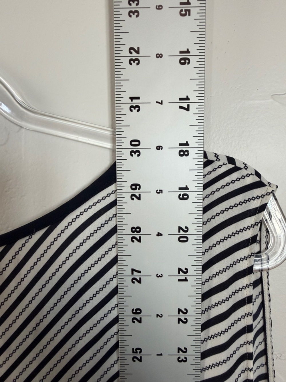 Sejour Blue and White Striped Sleeveless V-Notch Blouse - Picture 8 of 9